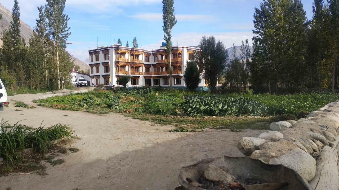 فندق ليهفي  Hunder Residency المظهر الخارجي الصورة