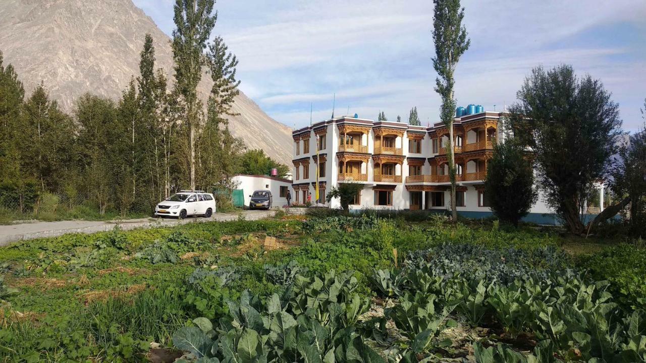 فندق ليهفي  Hunder Residency المظهر الخارجي الصورة